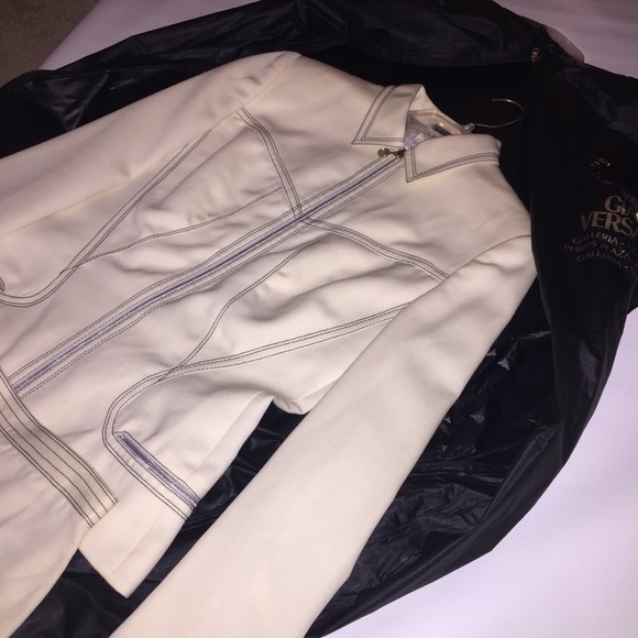 Vintage Gianni Versace Couture Wool Gabardine Suit - Picture 4 of 8